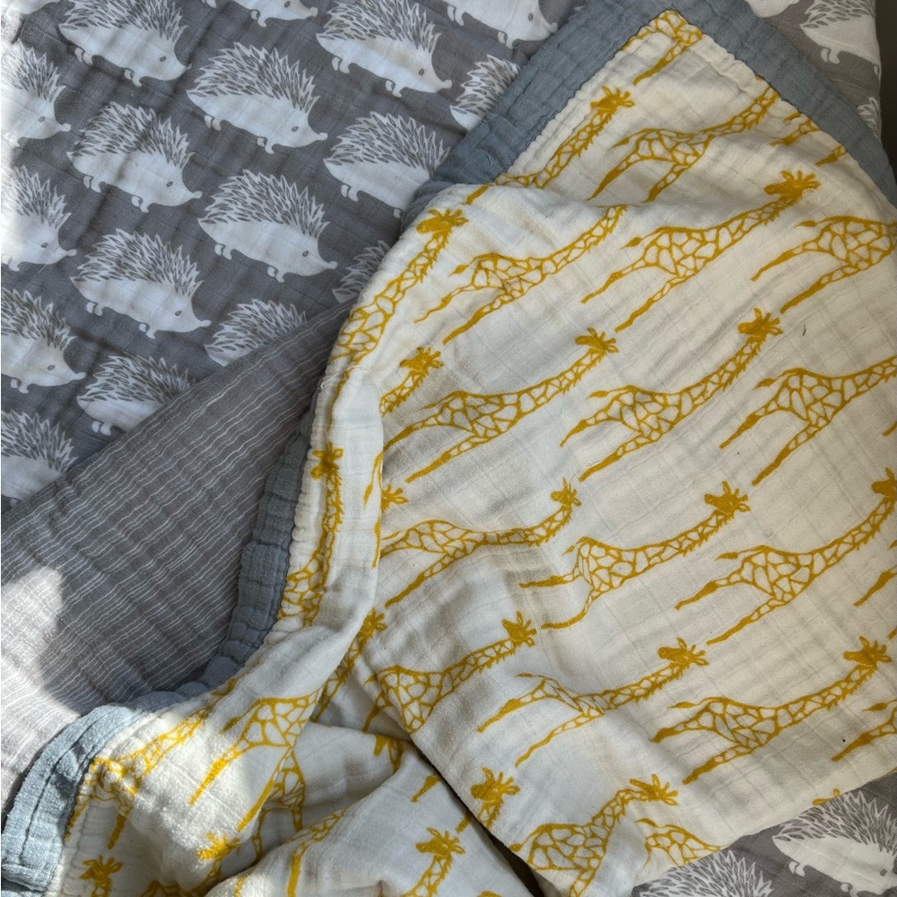 2 Milkbarn incredibly soft blankets